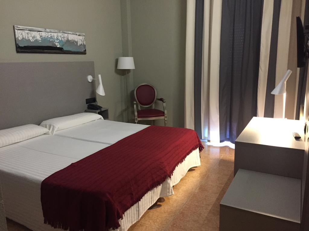 Hotel Valjunco バレンシア・デ・ドン・フアン エクステリア 写真